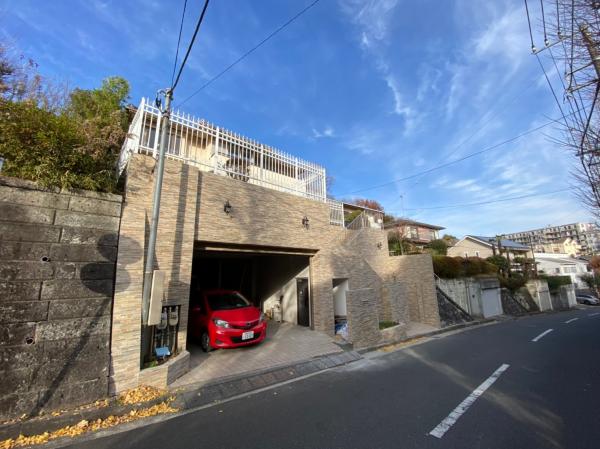 アットホーム 横浜市青葉区 美しが丘３丁目 たまプラーザ駅 2階建 ７ｌｄｋ 横浜市青葉区の中古一戸建て 提供元 朝日土地建物 株 中山支店 営業２課 一軒家 家の購入