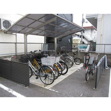 駐輪場