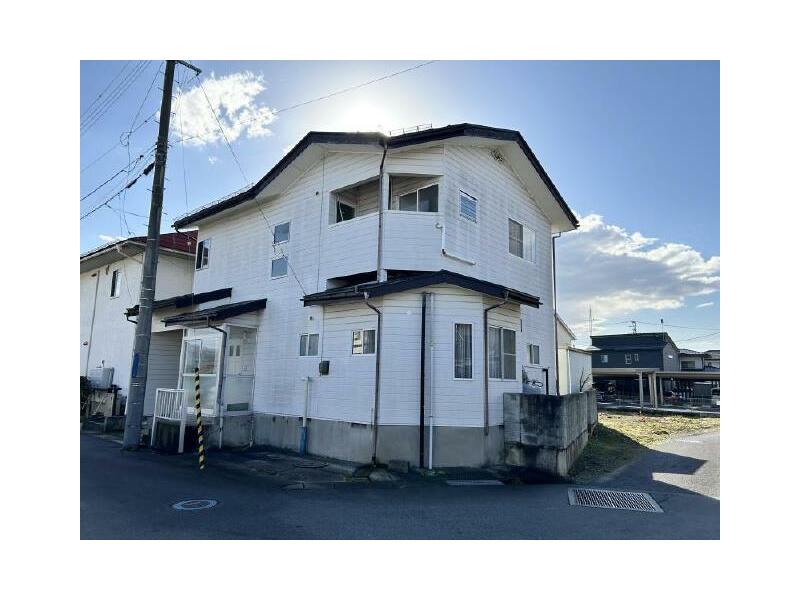 Higashikuno-moto 2-chome, Tendou City (Tendou Station) 2-story building 4LDK