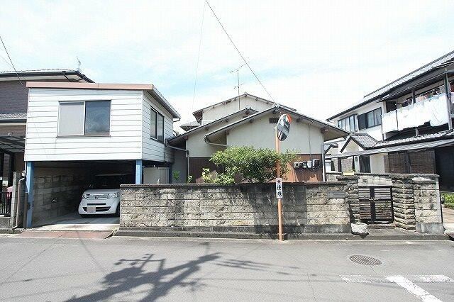 アットホーム】高松市 香川町浅野 (空港通り駅 ) 2階建 6DK アットホーム】高松市 香川町浅野 (空港通り駅 ) 2階建 6DK