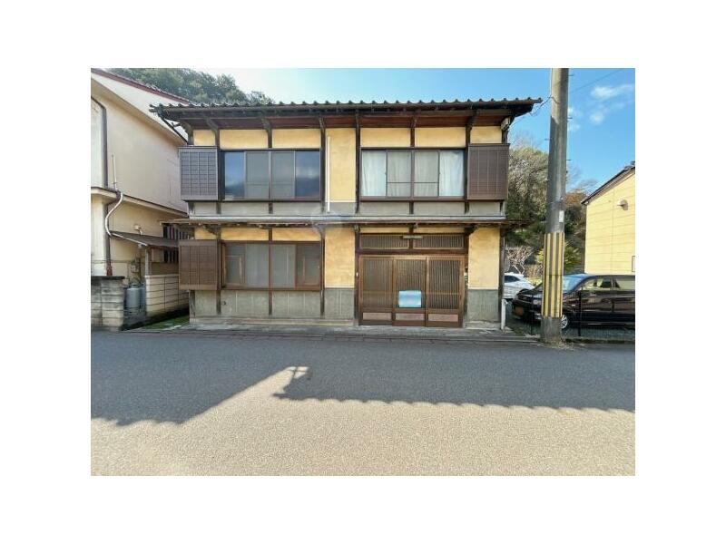 Asago City, Wadayama Town, Teratani (Wadayama Station) 2-story building 5DK