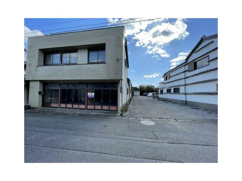 Kōnan City, Akaoka Town (Akaoka Station) 2-story 7DK