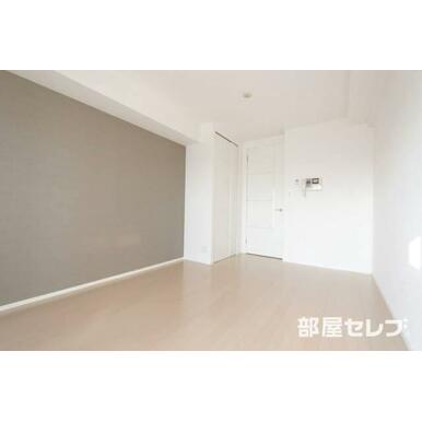 7.2帖の洋間です