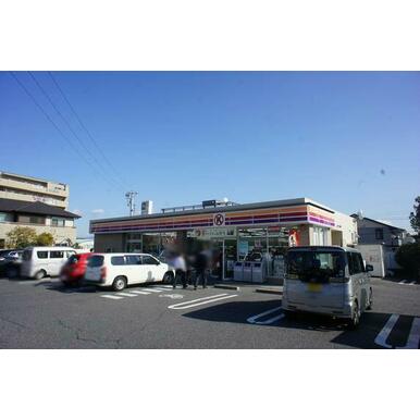 サークルＫ 距離：90m