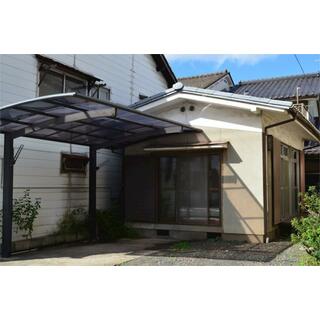 Maizuru City, A to Z Market (Higashi-Maizuru Station), 2 floors, 6 rooms, dining room and kitchen, for 5.5 million yen
