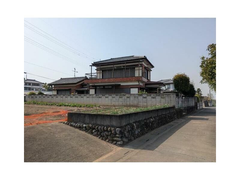 Kanaya, Kodama-cho, Honjo-city (Kodama station) 2F 4LDK

2.8 million yen