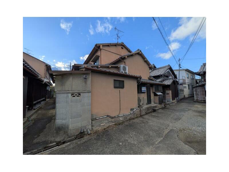 2F 6DK in Oaza-Kamitajima, Miyake-cho, Isogi-gun, Hokkaido

2,000,000 yen