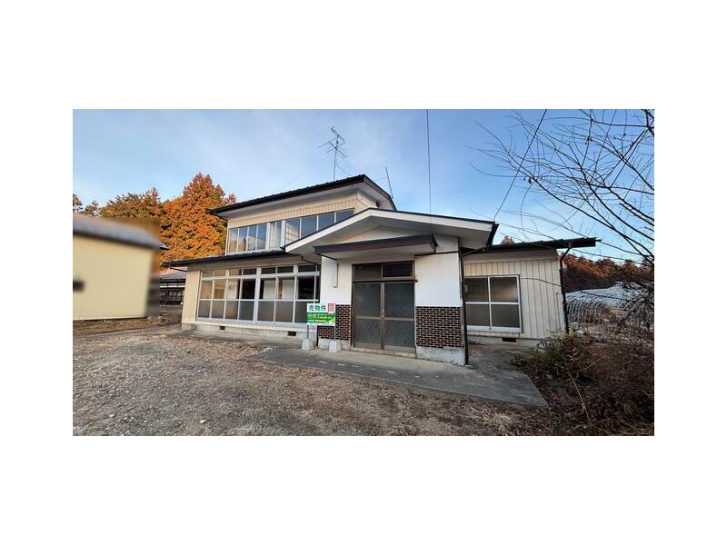 Nishishirakawa County, Nakajima Village, Oaza Futakotsuka, Aza Koshiyama (Izumizaki Station), 2-story, 7DK