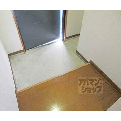 ちょうど良いサイズの玄関です