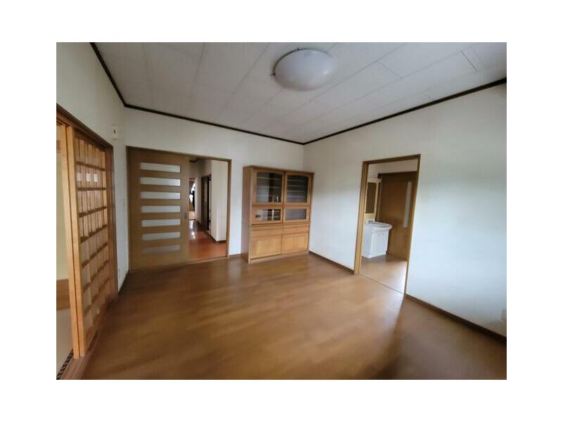 Oaza Togawa, Nanbu Town, Minato District (Kenki Station) 1-story 6DK