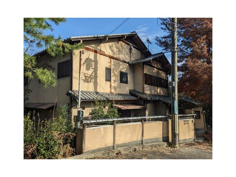 4-chome, Sidetown, Konan-city (Yasu station) 2F 4LDK

3.9 million yen