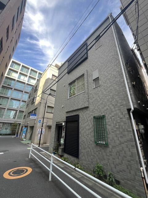 Cheap house for sale in Chuo, Tokyo