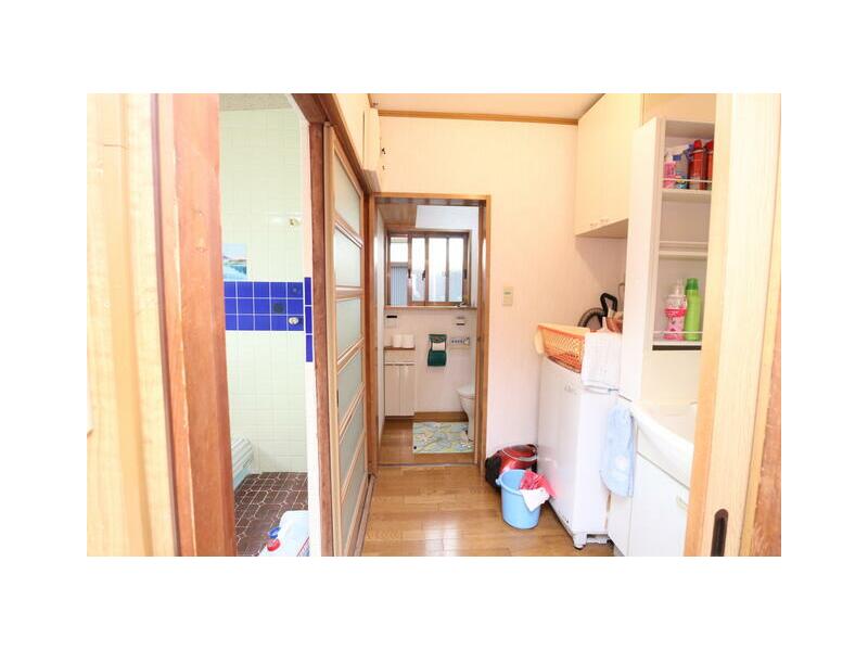 Chino City, Toyohira (Chino Station) 2-story building 5SLDK