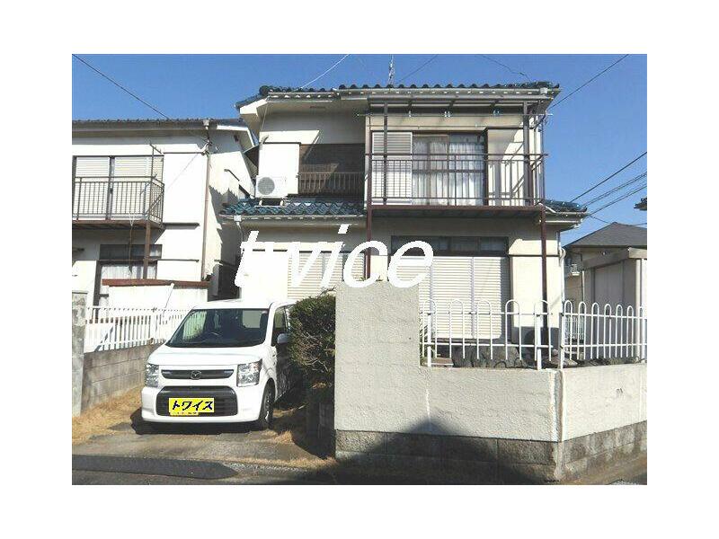 17 minutes on foot from Toei Shinjuku Line "Ichinoe" Station