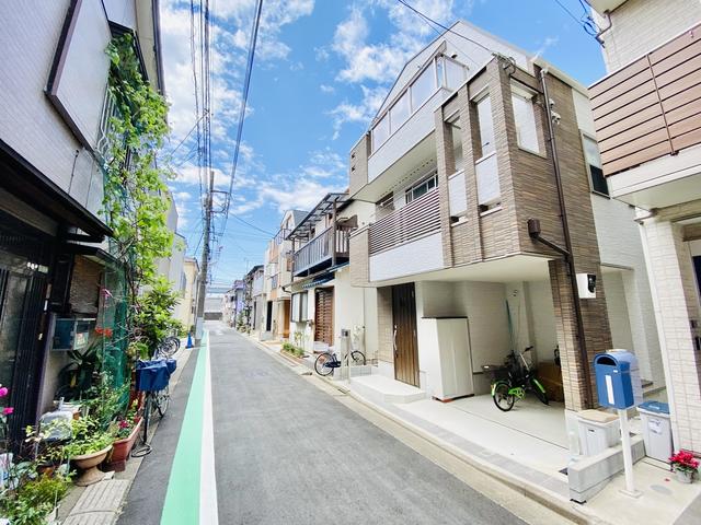 アットホーム 葛飾区 西新小岩３丁目 新小岩駅 3階建 ３ｌｄｋ 葛飾区の中古一戸建て 提供元 ハウスドゥ 亀有環七通り店 株 ｍｏｔｏｚｕｋｅ 一軒家 家の購入