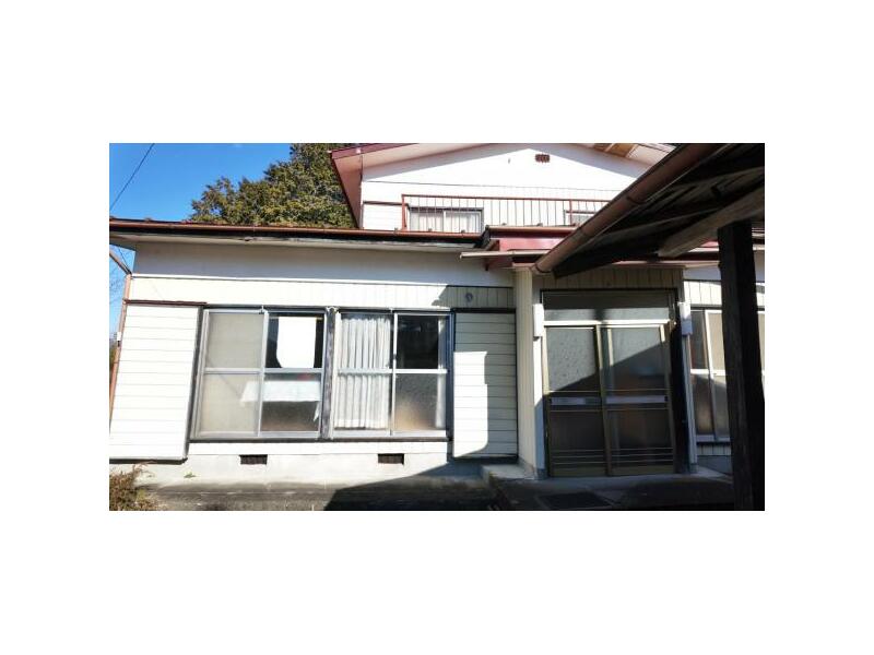 Nikko-shi, Iwasaki （Bunshi station） 2F 6K

1,980,000 yen