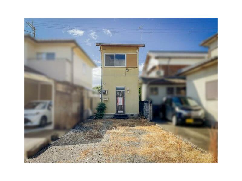 Teppo-cho, Omihachiman-shi (Omihachiman Sta.) 2F 1K

1K, 3,000,000 yen