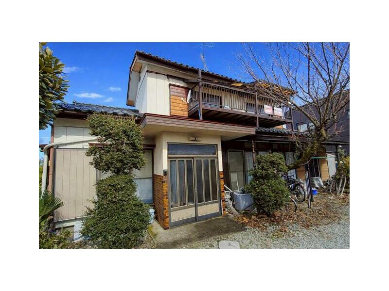 Chikusei-shi, Nishikata 2F 6DK

2,480,000 yen