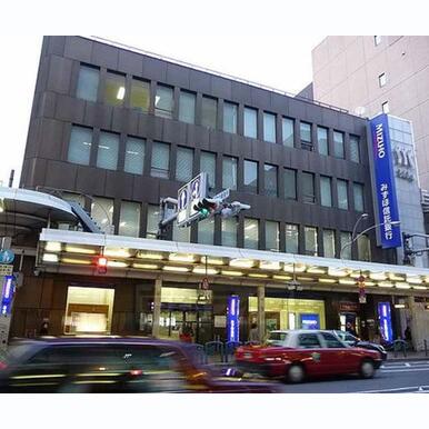 みずほ銀行京都支店 距離:729m