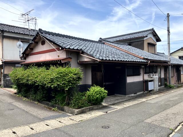 Sabae City, Funatsu Town 2-chome (Sundome Nishi Station) Single-story building 3DK