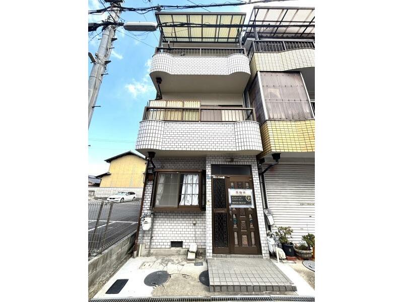 Yamatotakada-shi, Yamatotakada （Ukiko station） 3F 4DK

2.8 million yen