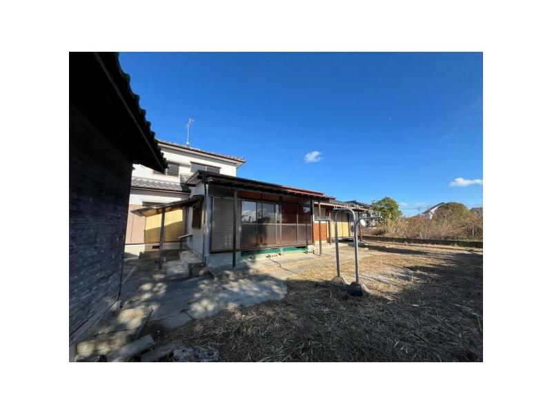 Arao City, Arao (Minami-Arao Station) 2-story building 9DK