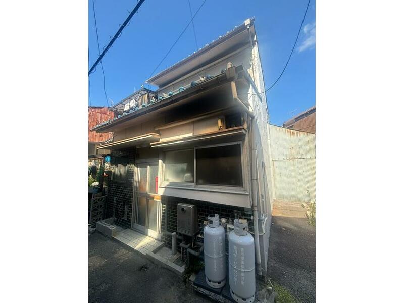 1 Ougimachi, Takamatsu-city (Showamachi station) 2F 4SK

2,330,000 yen