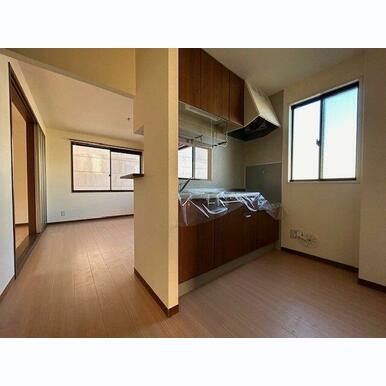 【LDK】対面キッチンタイプのLDK