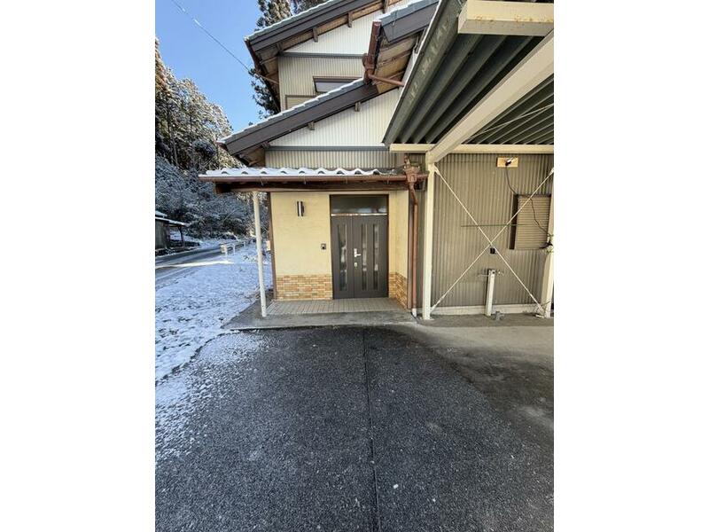 Kitashitara District, Shitara Town, Taguchi Aza Sugihira 2-story building 5LDK