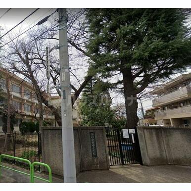 練馬区立中村西小学校 距離:1,770m