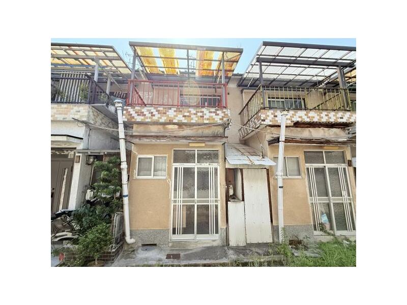 Yamatotakada-shi, Yamatotakada Oaza-Tsukiyama （Tsukiyama station） 2F 3K

2.4 million yen