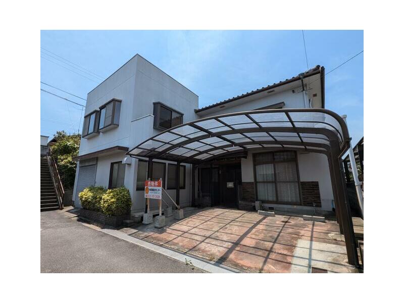 Imabari-shi, Imabari Sakurai Danchi 1-chome (Iyotonda Sta.) 2F 5DK

5.9 million yen