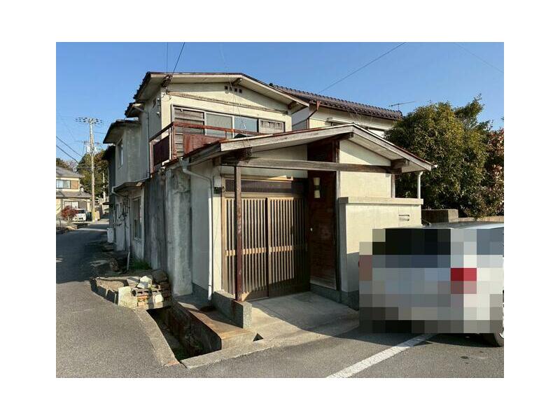 Kakogawa-shi, Kagawa Nishikamiyoshi-cho Daikoku (Hoden Sta.) 2F 4DK

1,800,000 yen