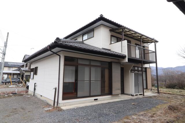 アットホーム 吾妻郡長野原町 大字与喜屋 群馬大津駅 2階建 ６ｓｋ 吾妻郡長野原町 の中古一戸建て 提供元 株 アロールーム 一軒家 家の購入