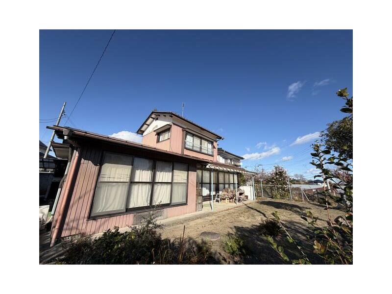 Kuraniwa, Watari Town, Watari District (Watari Station) 2-story building 6DK