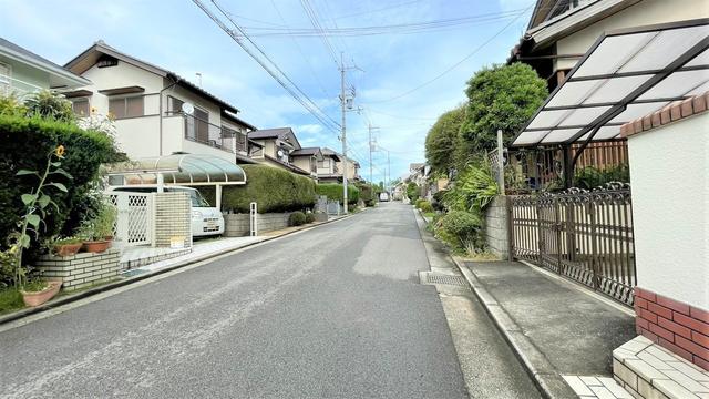 アットホーム 堺市美原区 さつき野西2丁目 北野田駅 2階建 5ldk 堺市美原区の中古一戸建て 提供元 ハウスドゥ 堺中之町東店 リベルテクレスト 株 一軒家 家の購入 アットホーム 堺市美原区 さつき野西2丁目 北野田駅 2階建 5ldk 堺市美原区の中古一戸建て 提供元 ハウスドゥ 堺中之町東店 リベルテクレスト 株 一軒家 家の購入