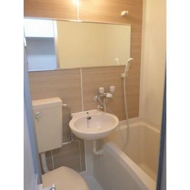 ★浴室もリフォーム済みでキレイです★