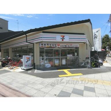 セブンイレブン　京都北大路大宮店 距離：240m