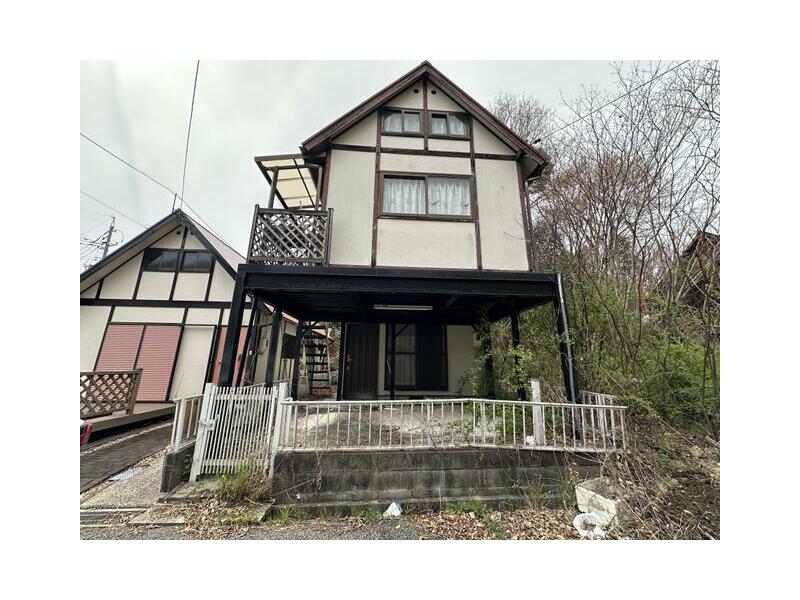 Oaza-Shimotabuse, Tabuse-machi, Kumage-gun (Tabuse Sta.) 2F 7DK

330,000 yen