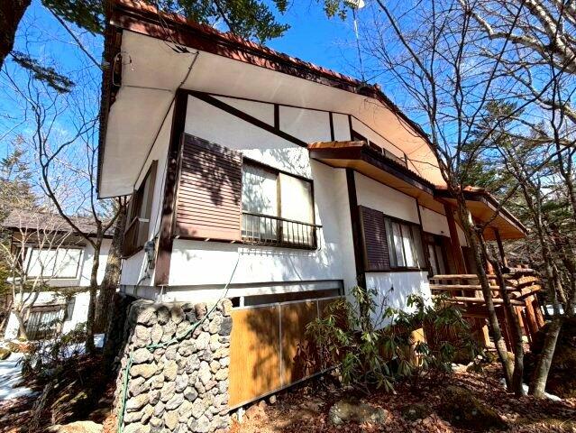Tsumagoi, Gunma property