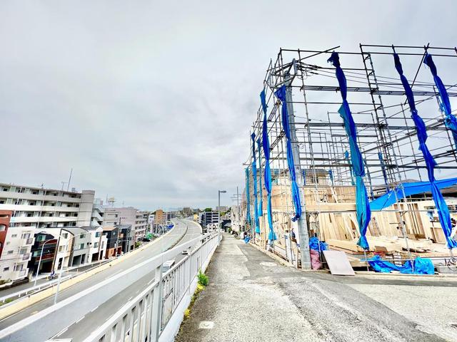 アットホーム 横浜市神奈川区 三ツ沢西町 三ツ沢上町駅 3階建 ３ｓｌｄｋ 横浜市神奈川区の新築一戸建て 提供元 大和住販 株 一軒家 家の購入