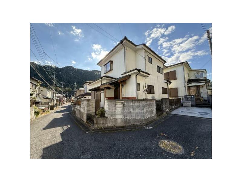 Oaza-Akazawa, Hanno-shi, Tokyo (Korai station) 2F 4LDK

4.98 million yen