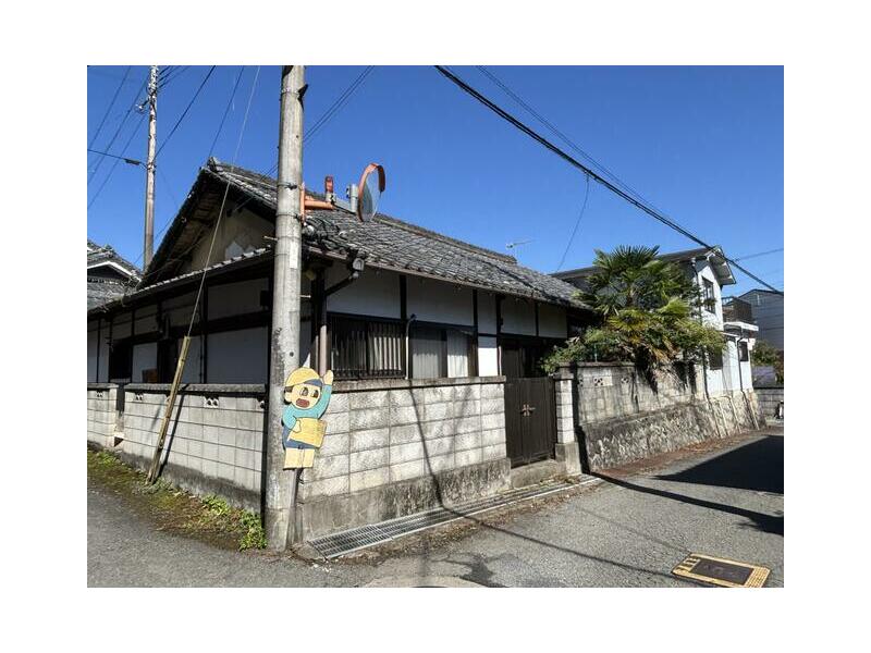Miyuki Tsuji, Hashimoto-city (Miyuki Tsuji station) 2F 6LDK

850,000 yen