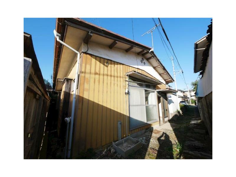 2 Kujicho, Hitachi-city (Oomika Sta.) Single story building, 3DK

1,000,000 yen