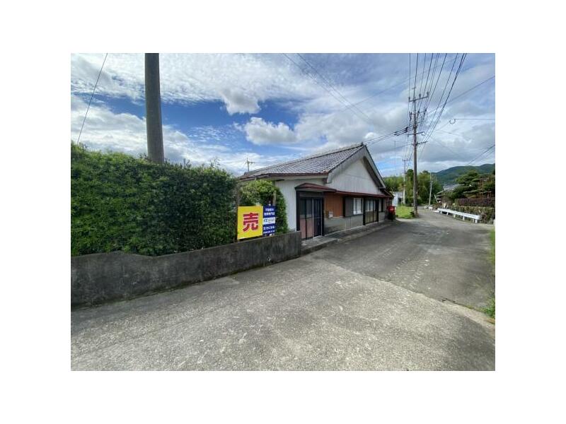 Ebino City, Oaza Saigo (Kyomachi Onsen Station) Single-story building 6DK