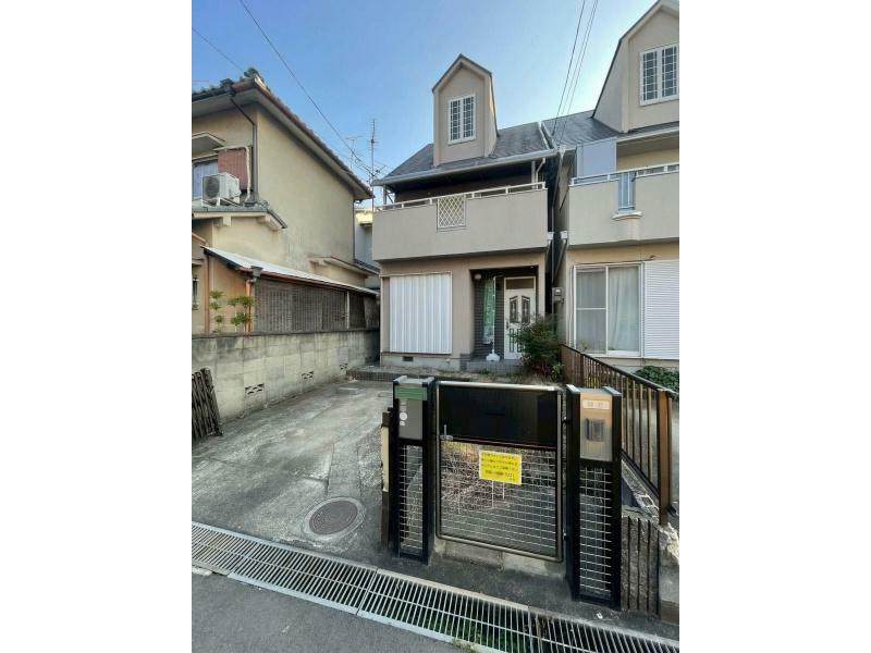 Nara City, Nishinokyo Town (Nishinokyo Station) 3-story 4LDK