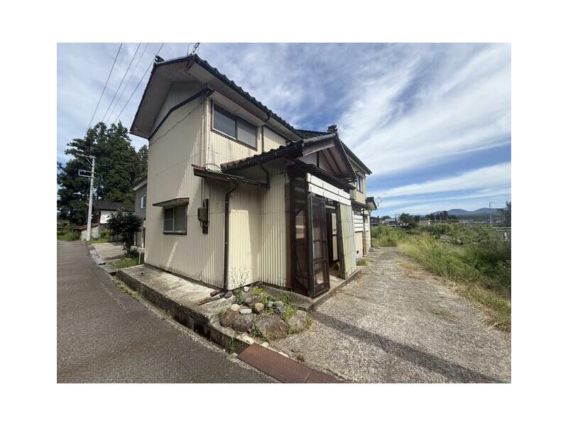 1-story building, 8DK in Maiko, Minami-Uonuma City (Ishiuchi Station)