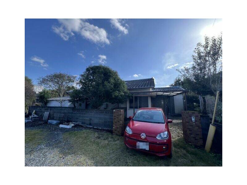 Bishamaru-cho, Yatsushiro-city (Yatsushiro Sta.) Single story house, 5K

2.5 million yen
