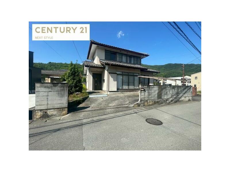 Kofu City, Iwakubo-cho (Kofu Station) 2-story 3LDK