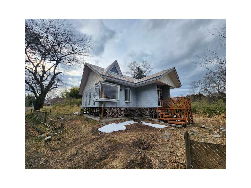 2F 3LDK, 2F Hanezakayama, Oaza-Maegawa, Kawasaki-cho, Shibata-gun

4,000,000 yen